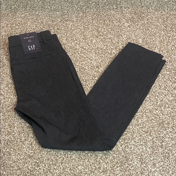 GAP Pants - NWT GAP Skinny Ankle Mid Rise Dress Pants